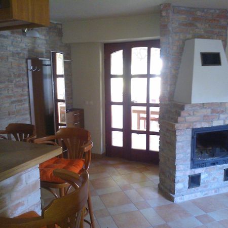 Mediterrán Apartmanház Szántód Szantod Quarto foto