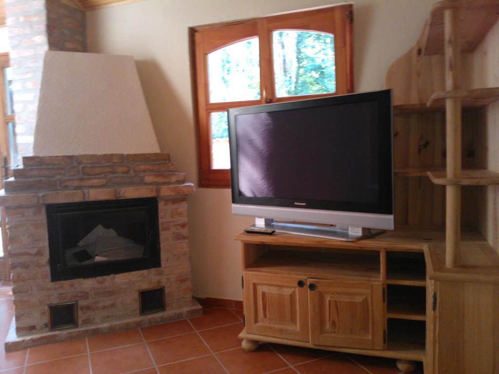 Mediterrán Apartmanház Szántód Szantod Exterior foto