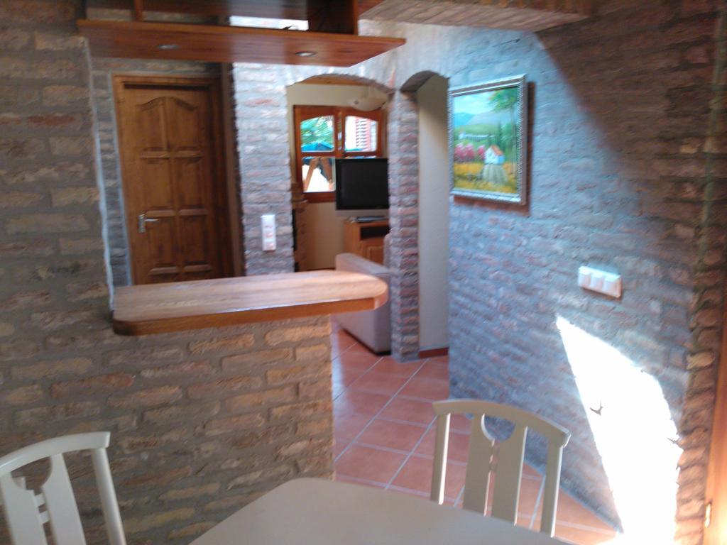 Mediterrán Apartmanház Szántód Szantod Exterior foto