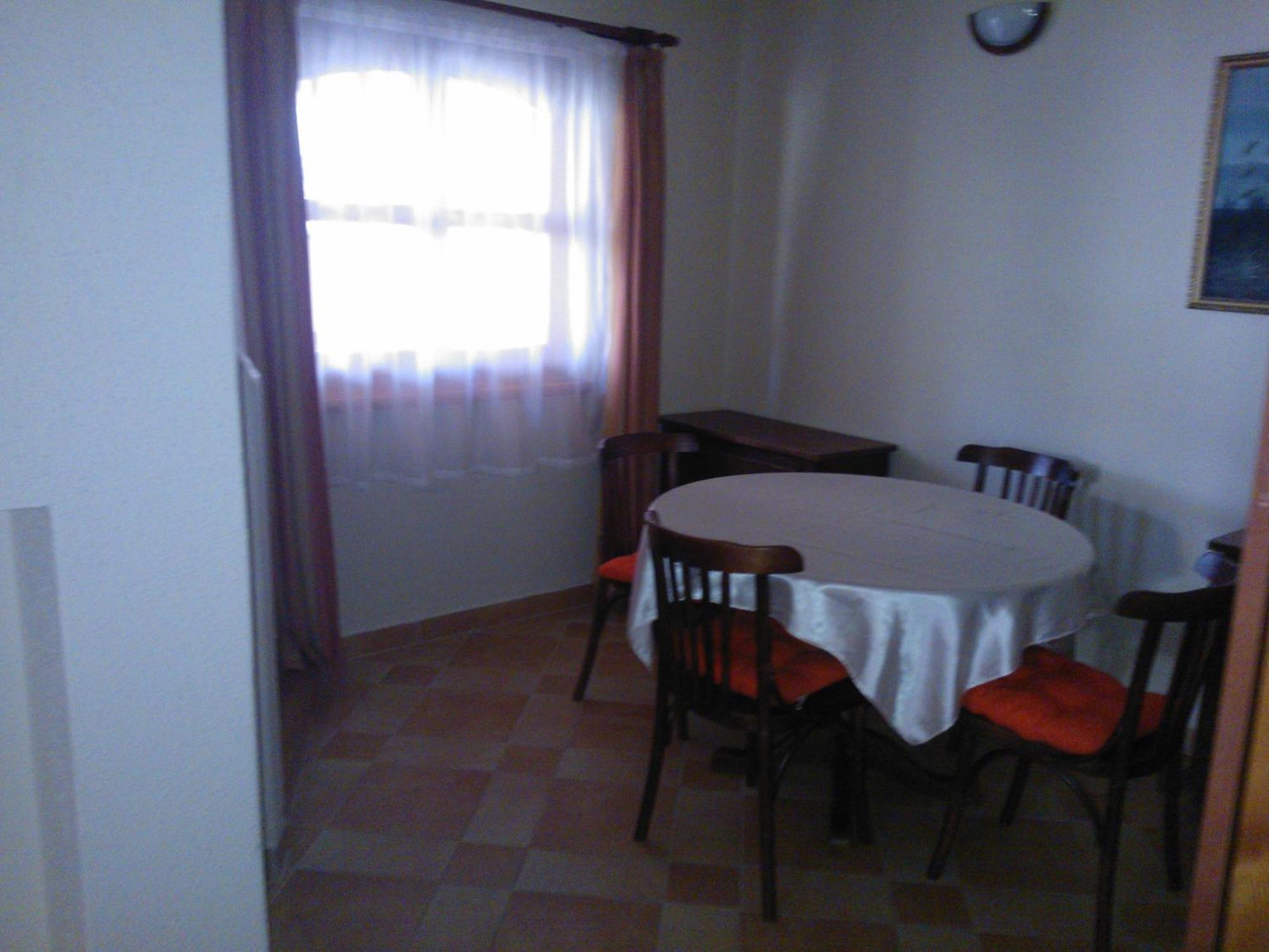 Mediterrán Apartmanház Szántód Szantod Quarto foto