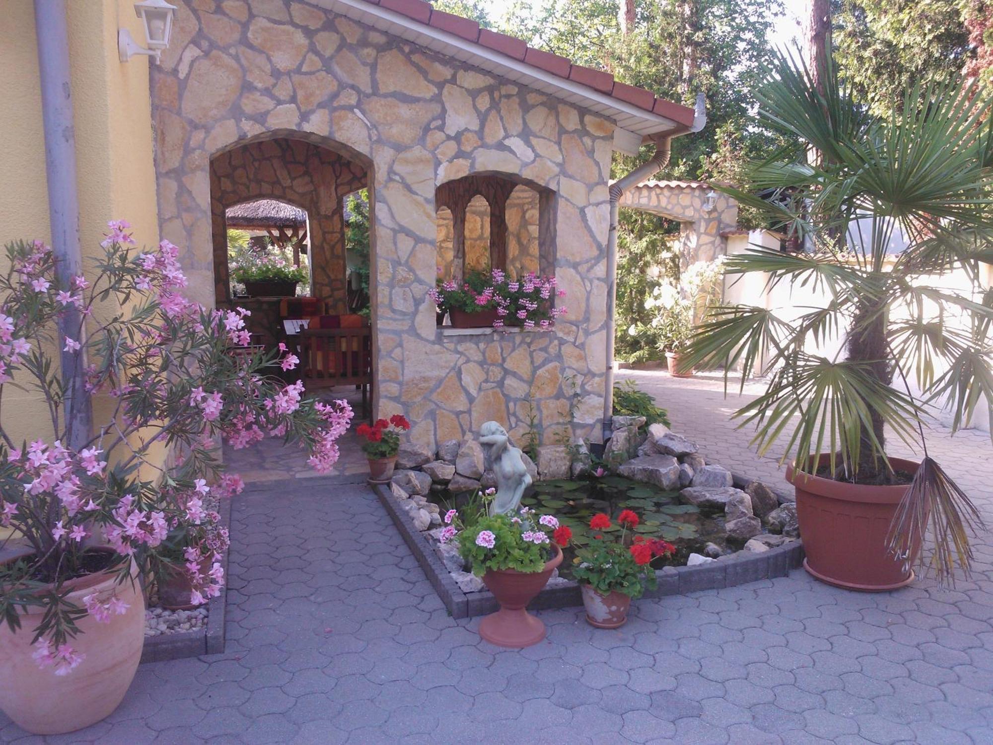 Mediterrán Apartmanház Szántód Szantod Quarto foto
